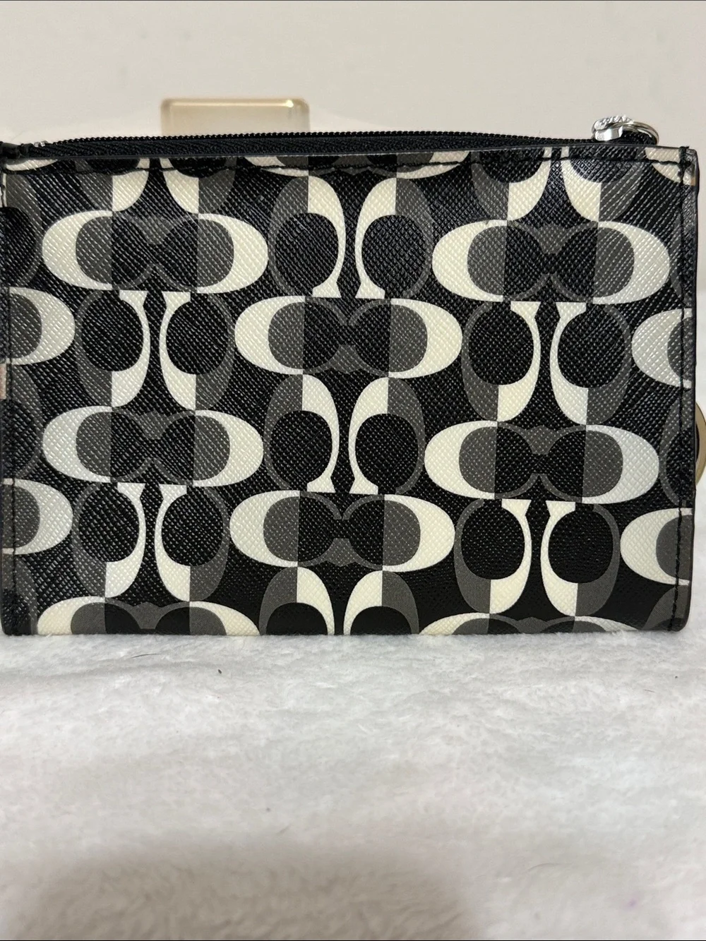 Coach Black & White Signature Pattern Card Case Wallet!